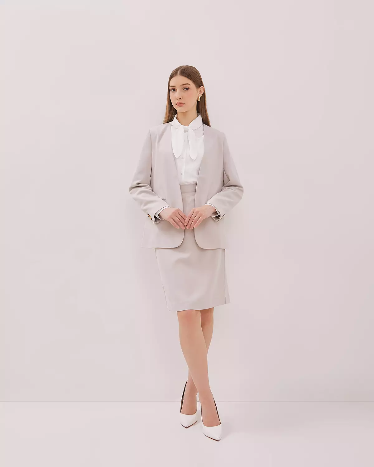 WOMEN'S FORMAL CREAM LONG SLEEVED BLAZER
