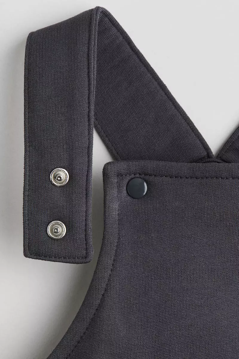 Sweatshirt dungarees