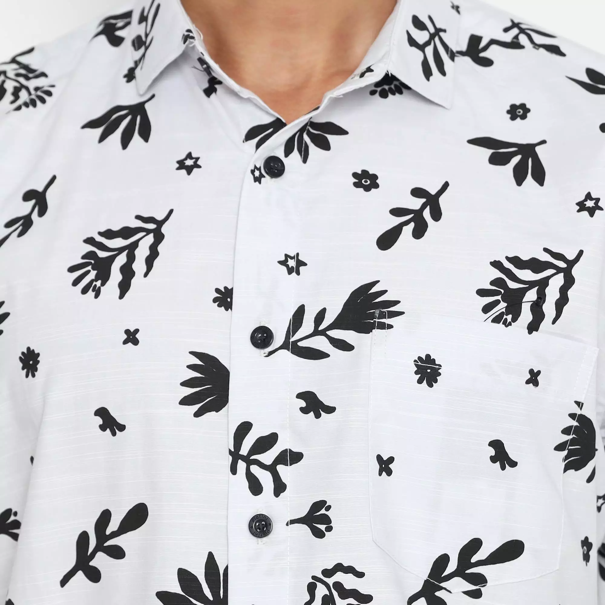 Platini Kemeja Motif Pria Lengan Pendek Katun Hitam 73468