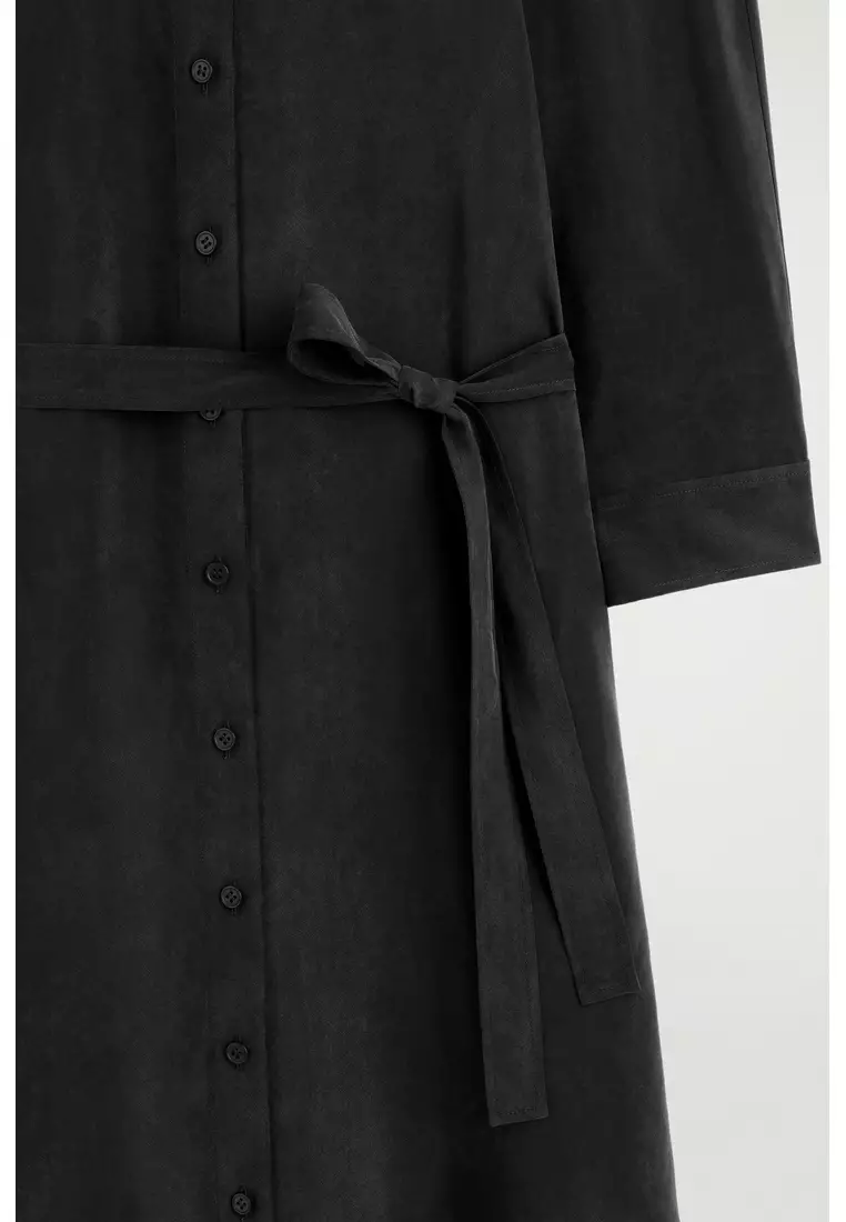 BELTED COLLARLESS MIDI SHIRT DRESS