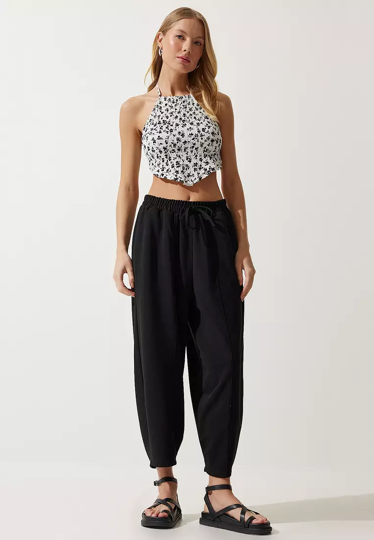 Baggy Crop Pants