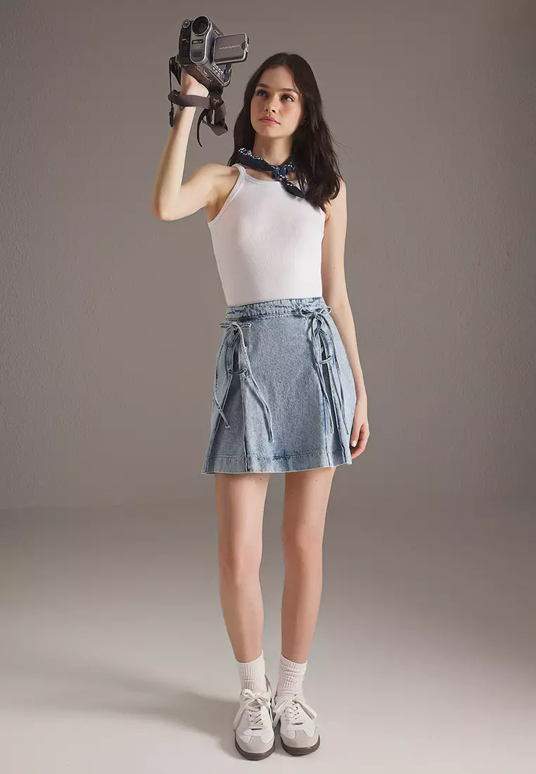 Blue Eyelet Tie Detail Normal Waist Mini Denim Skirt TWOSS25ET00130