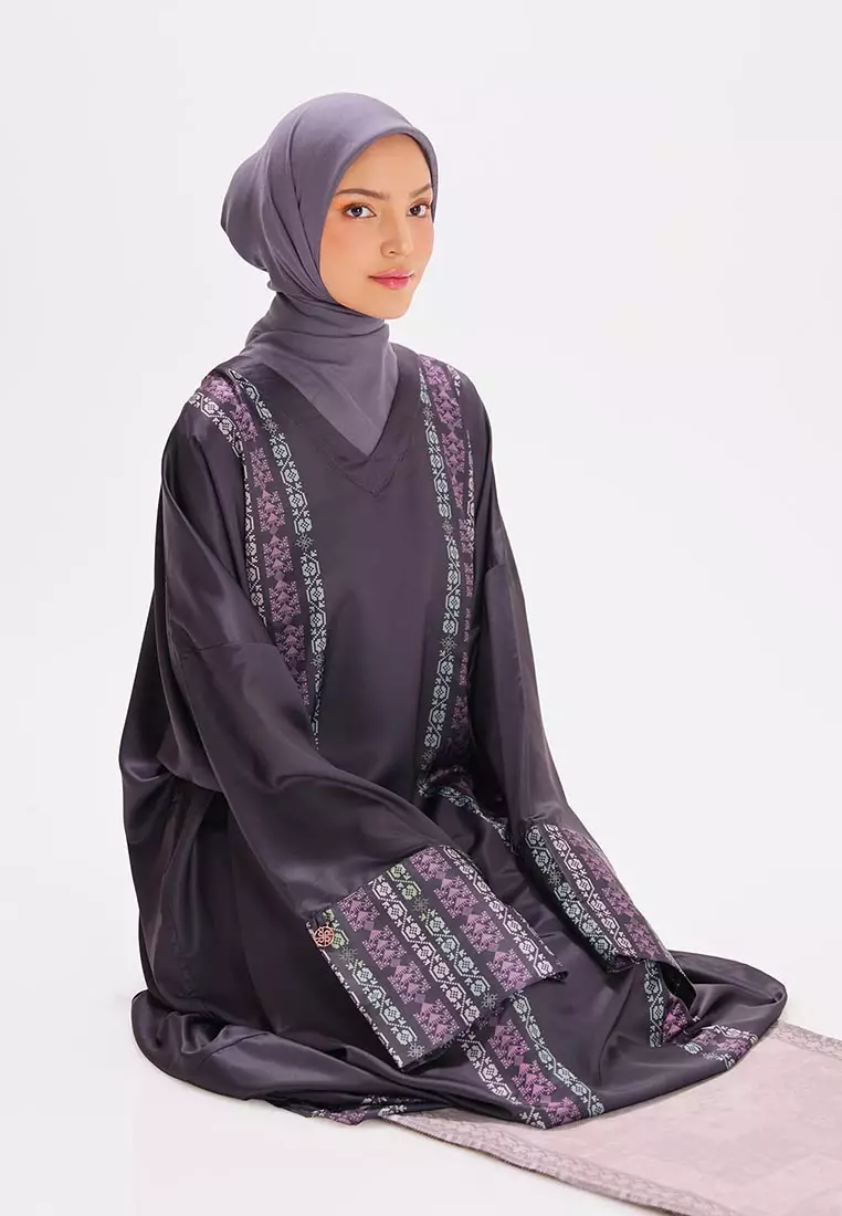 Ria Miranda Charcoal Layla Mukena Abaya
