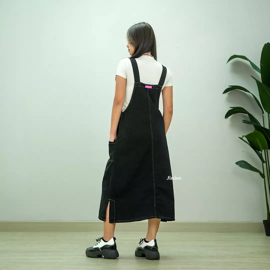 Yigit qaramaganda bir qizni sikdi