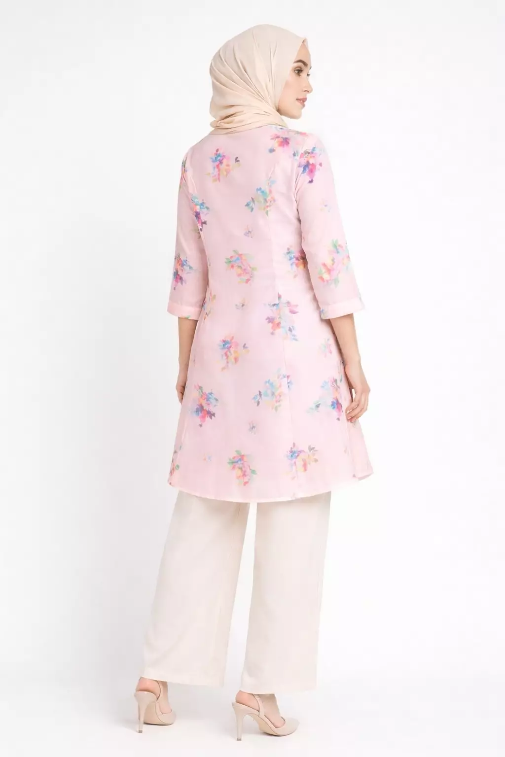Zhafira Tunic In Pink Floral Print