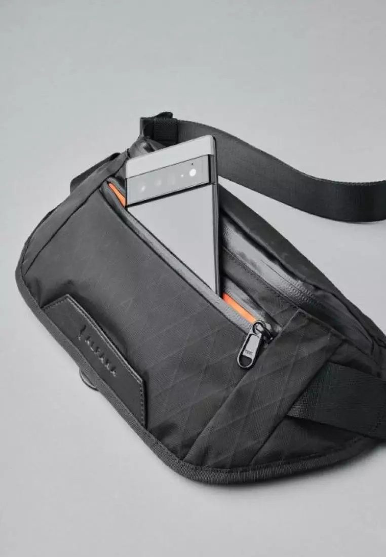 ALPAKA BRAVO SLING MINI V2 VX42 (BLACK)