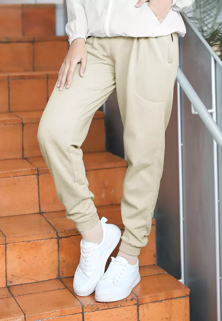 Zelena - Jazzy Jogger Pants | Celana Olahraga | Basic Sport Pants - Cream Sand