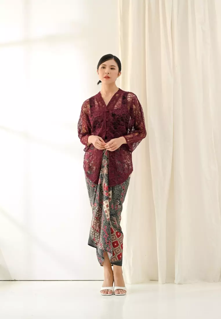 Aruna kebaya blouse