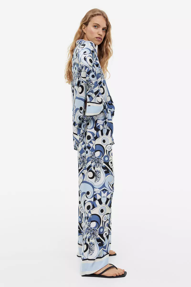 Wide trousers