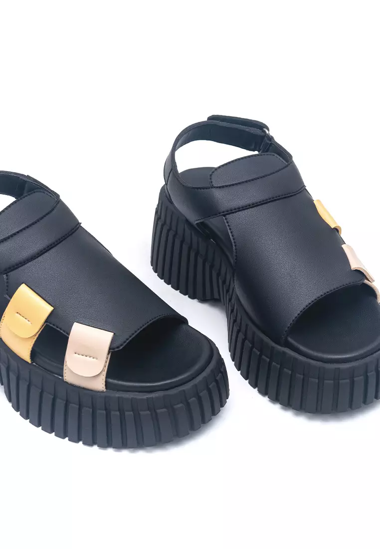 Bailey Platform Sandal in Black