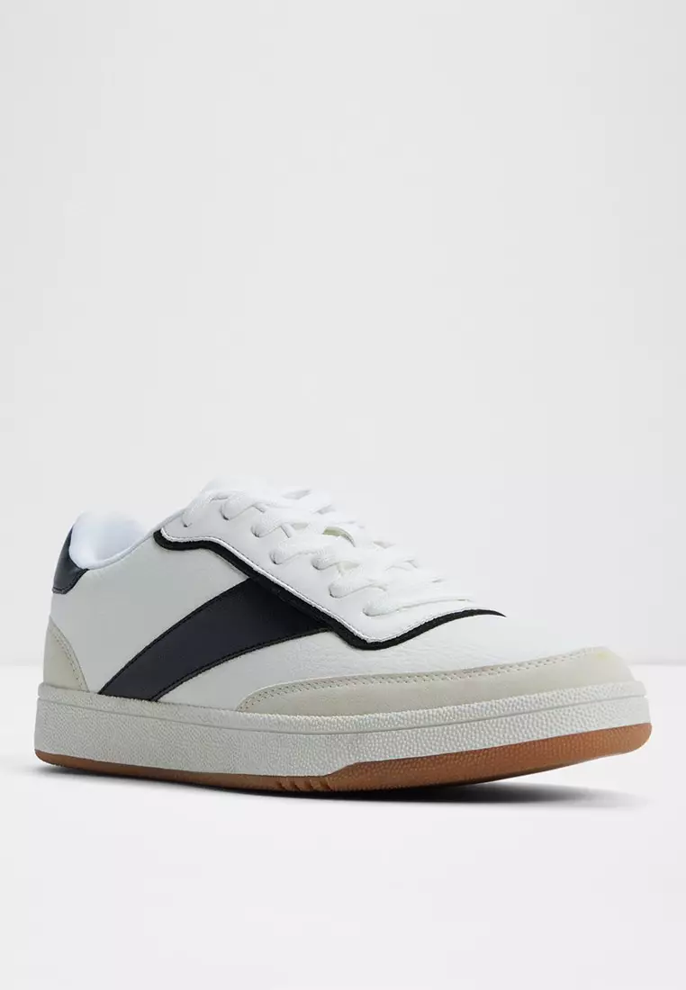 Ashwin Low-Top Sneakers