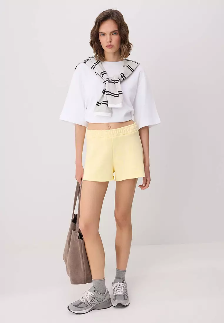 Yellow Plain Regular Waist Wide Leg Short 3-Thread Combed Cotton Knitted Shorts & Bermuda Twoss26Sr224