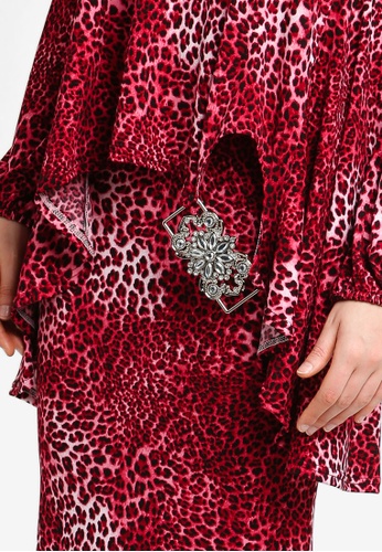 Buy Midi Kurung Kedah Hi-Lo Cut from Zuco Fashion in Red only 290