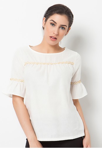 A&D MS 673 Blouse - off White
