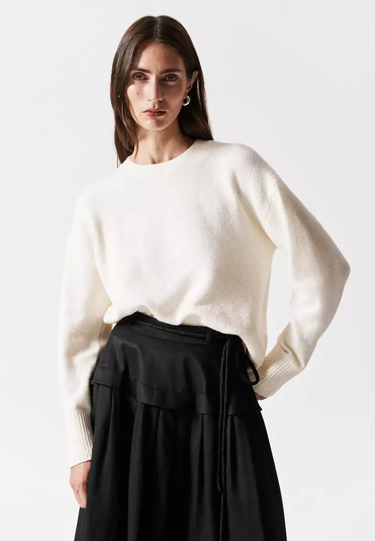 White sales jumper top