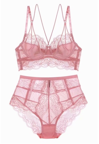W.Excellence pink Premium Pink Lace Lingerie Set (Bra and Underwear) 7C924US6723458GS_1