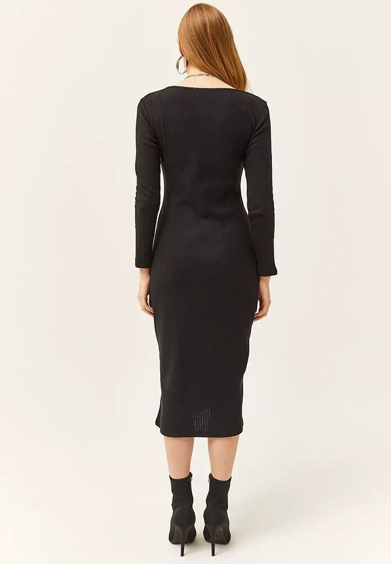 V-Neck Ribbed Midi Dress