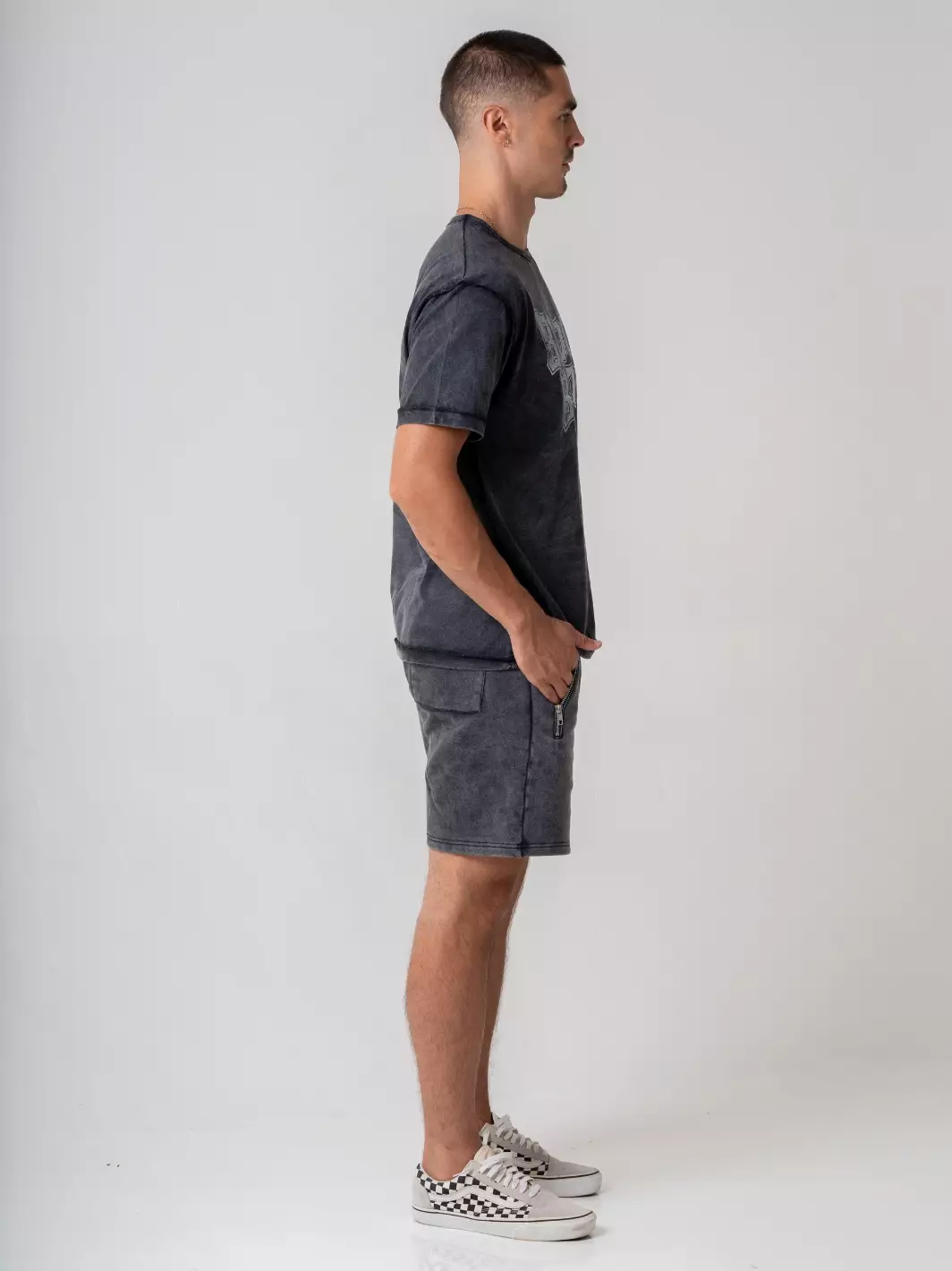 Empire Tee Vintage Black