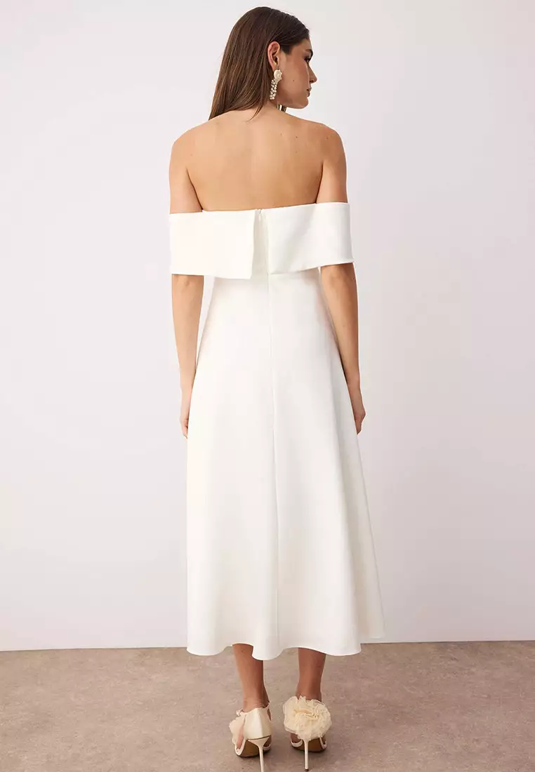 White Neckline Detail A Line Stylish Evening Dress