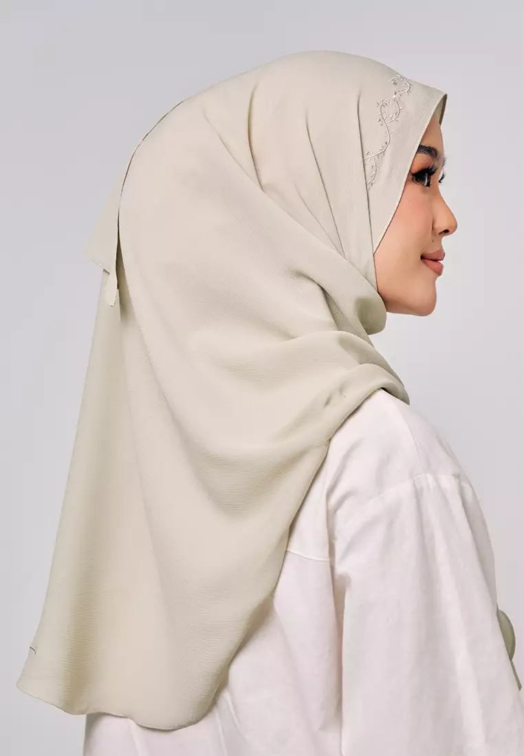 Sulam Mekar Ironless Chiffon Triangle Bawal in Pastel Lime