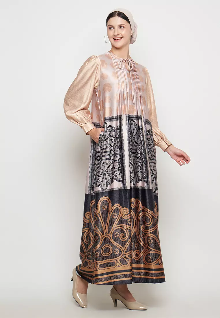 Kamilaa by Itang Yunasz Dress Tala Cream