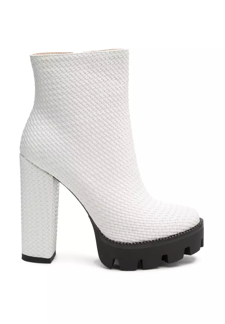 Discount on London Rag  shoes - SKU: Solid Textured Block Heeled Boot In White