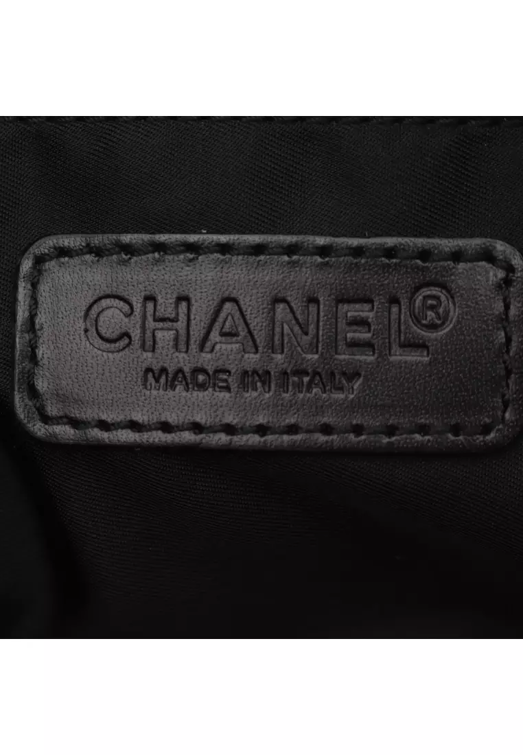Buy Chanel Pre-Loved Chanel new travel line Handbag mini boston