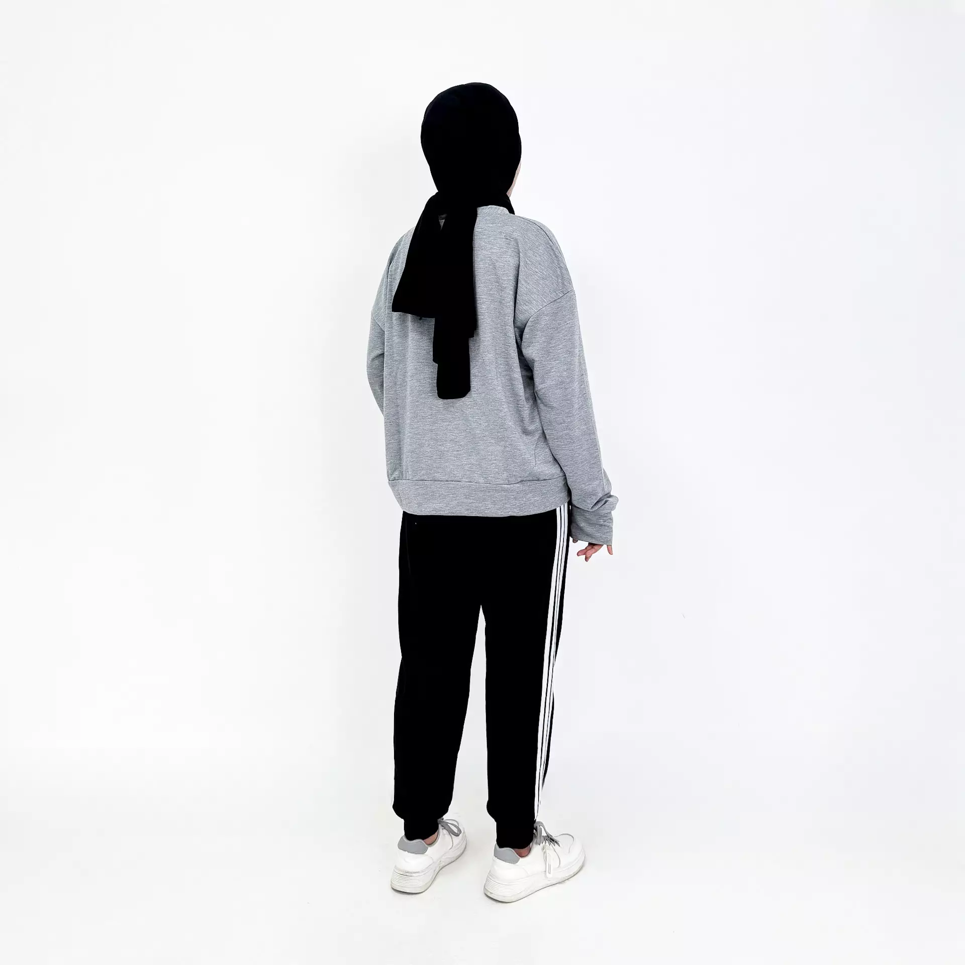 Raima Set Sporty Jogger Pants GREY BLACK Setelan Baju Olahraga Wanita