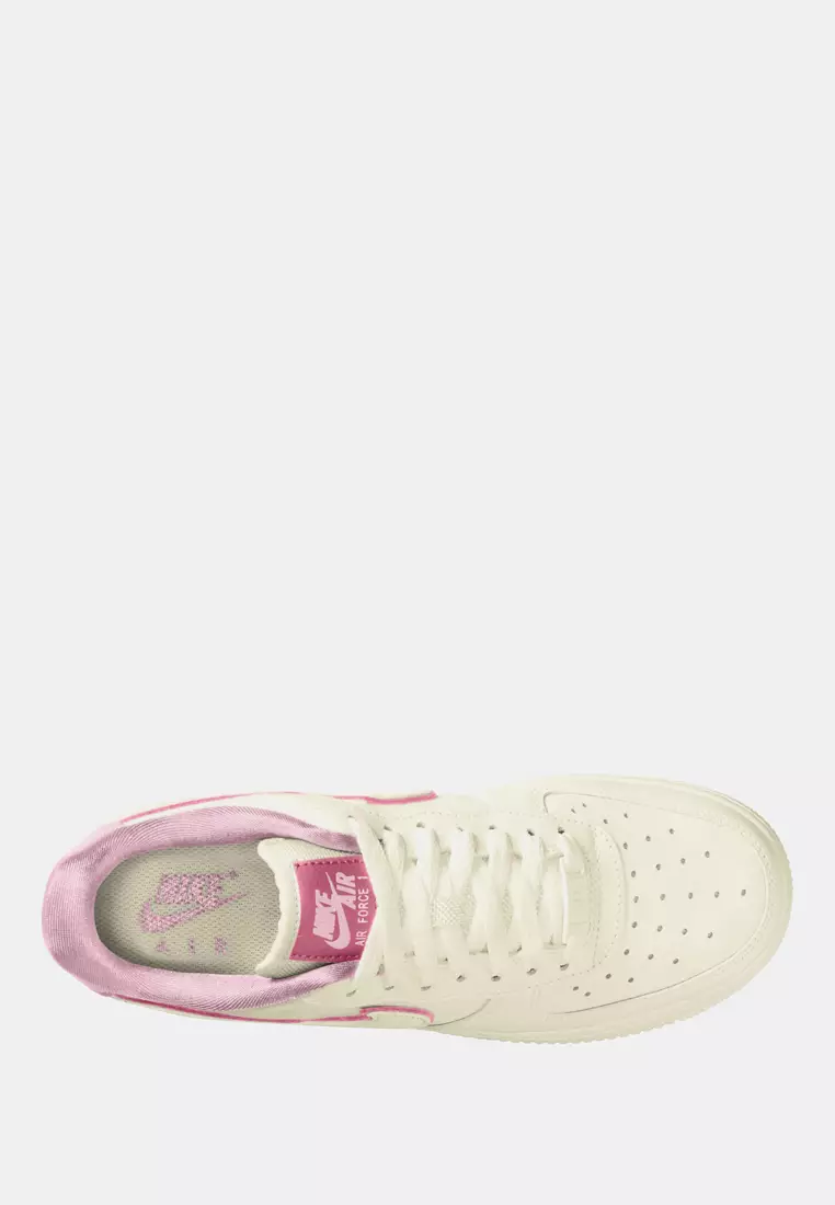 Air Force 1 '07 Essential Shoes