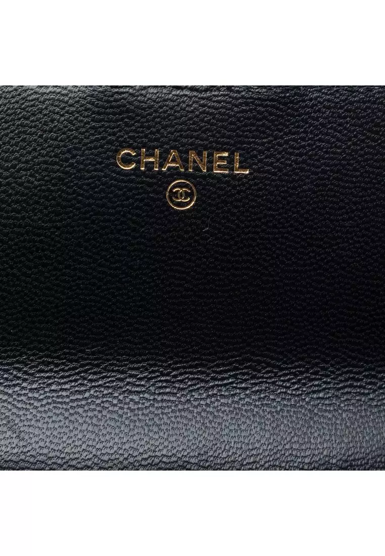Pre-Loved Chanel Quilted Goatskin Chic Pearls Clutch With Chain