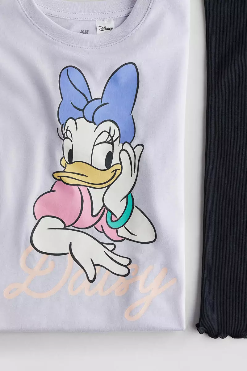 2-piece set with top and leggings