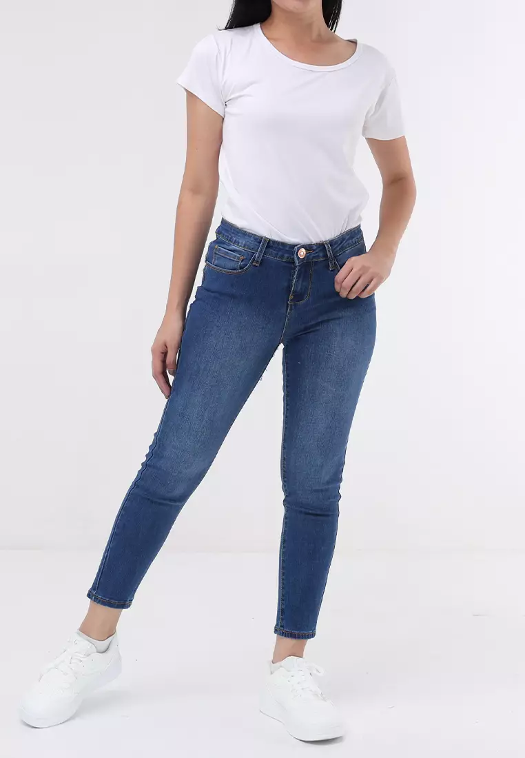 Slim And Cropped Low Waist Jeans