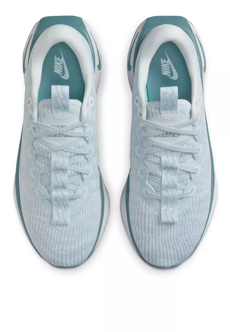 Motiva Walking Shoes