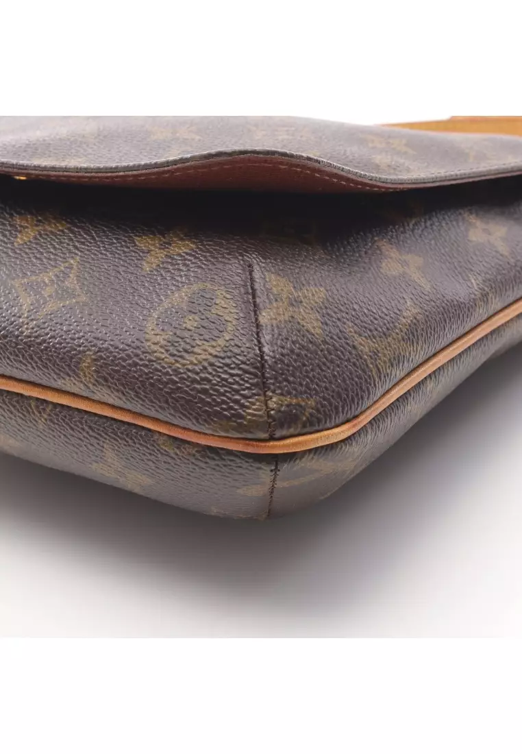 Pre-Loved Louis Vuitton Musette Salsa short strap monogram Shoulder bag PVC leather Brown