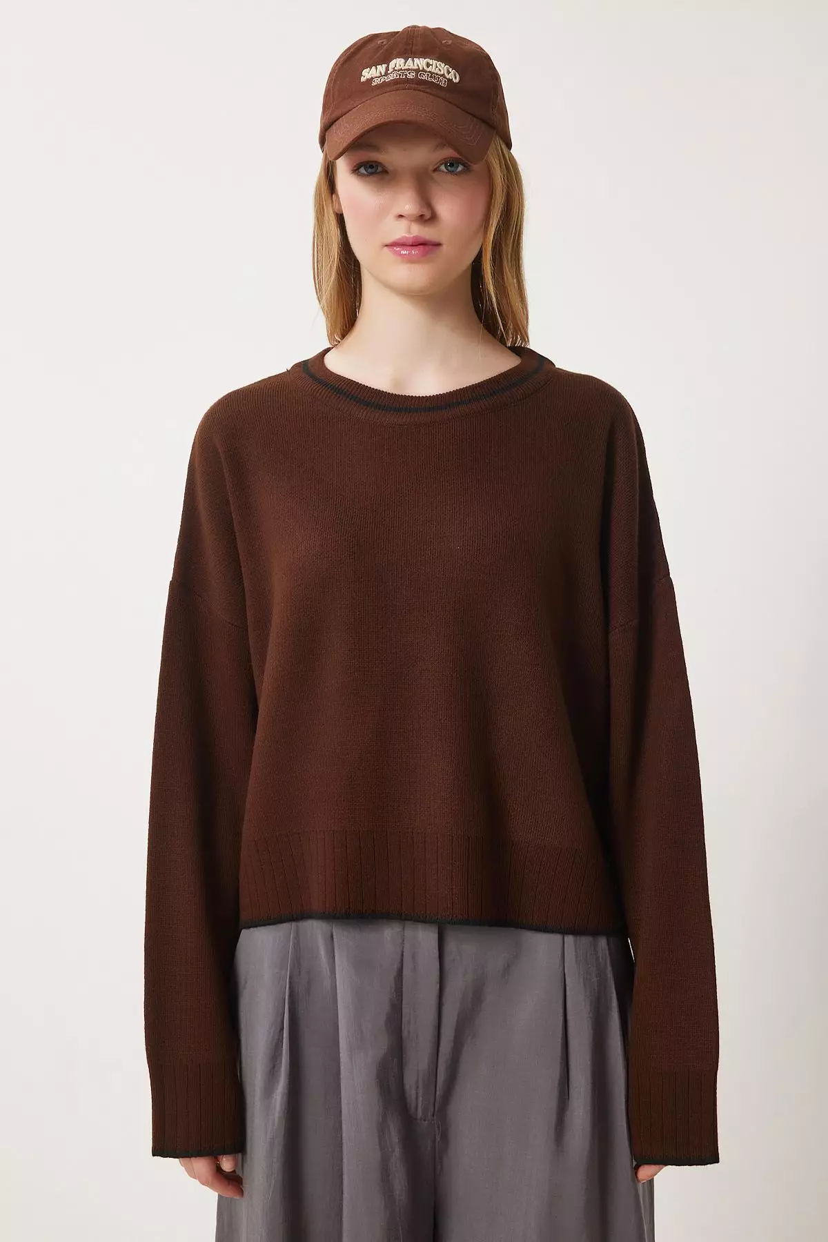 Contrast Trim Jumper
