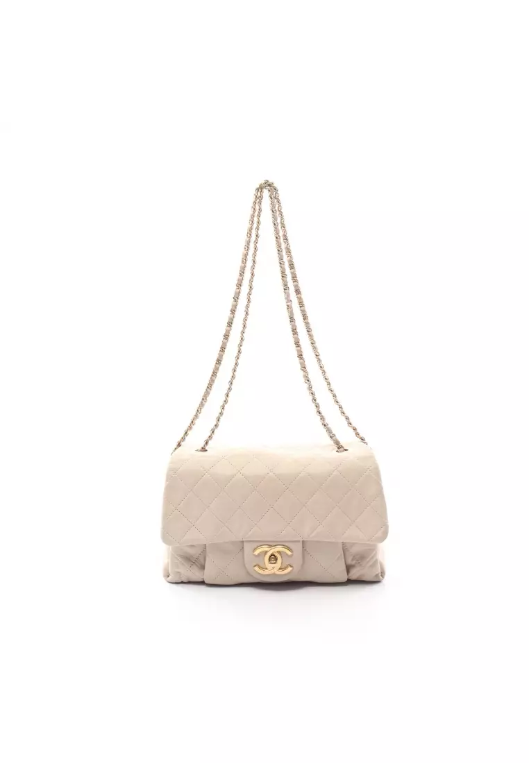 Matelasse chanel clearance bag