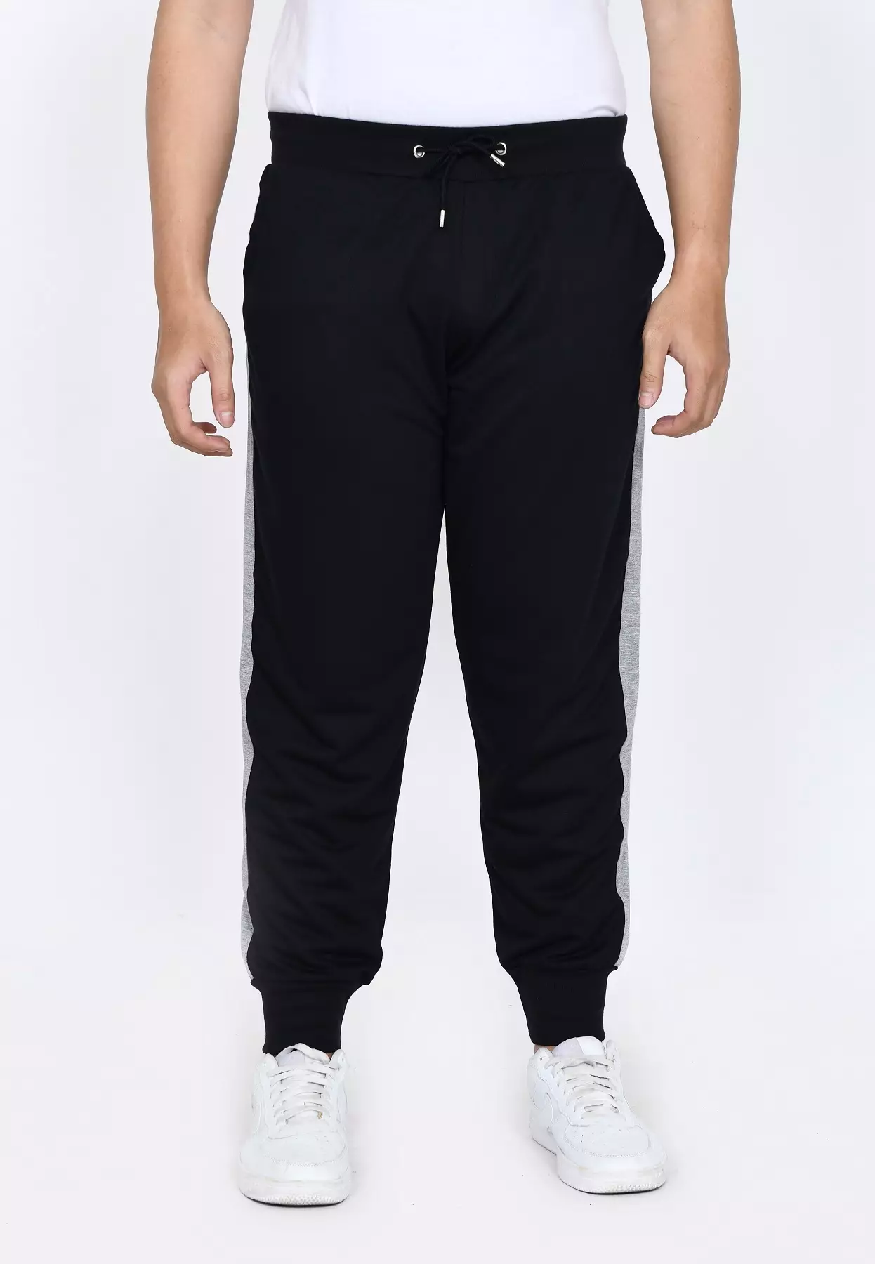 Celana Panjang Pria - Sporty Jogger Pants Black With Side Tape