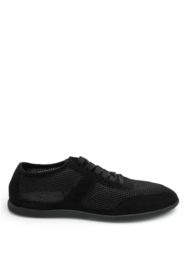 Women Lace Up Lifestyle Sneakers - 260160402