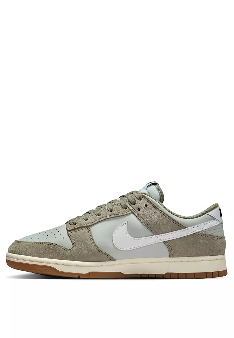 Dunk Low Retro SE Shoes