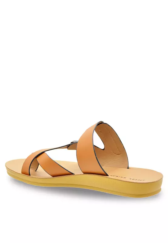 Buckle Toe Ring Sandals