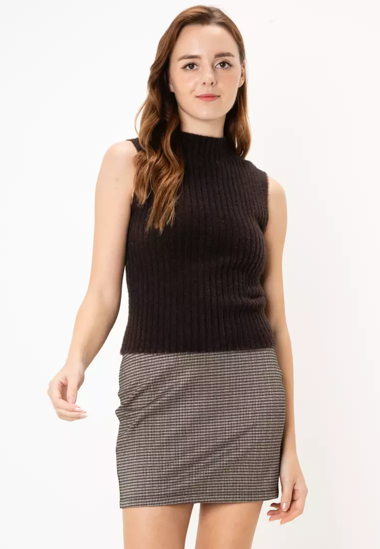 Lyra Funnelneck Pullover Top