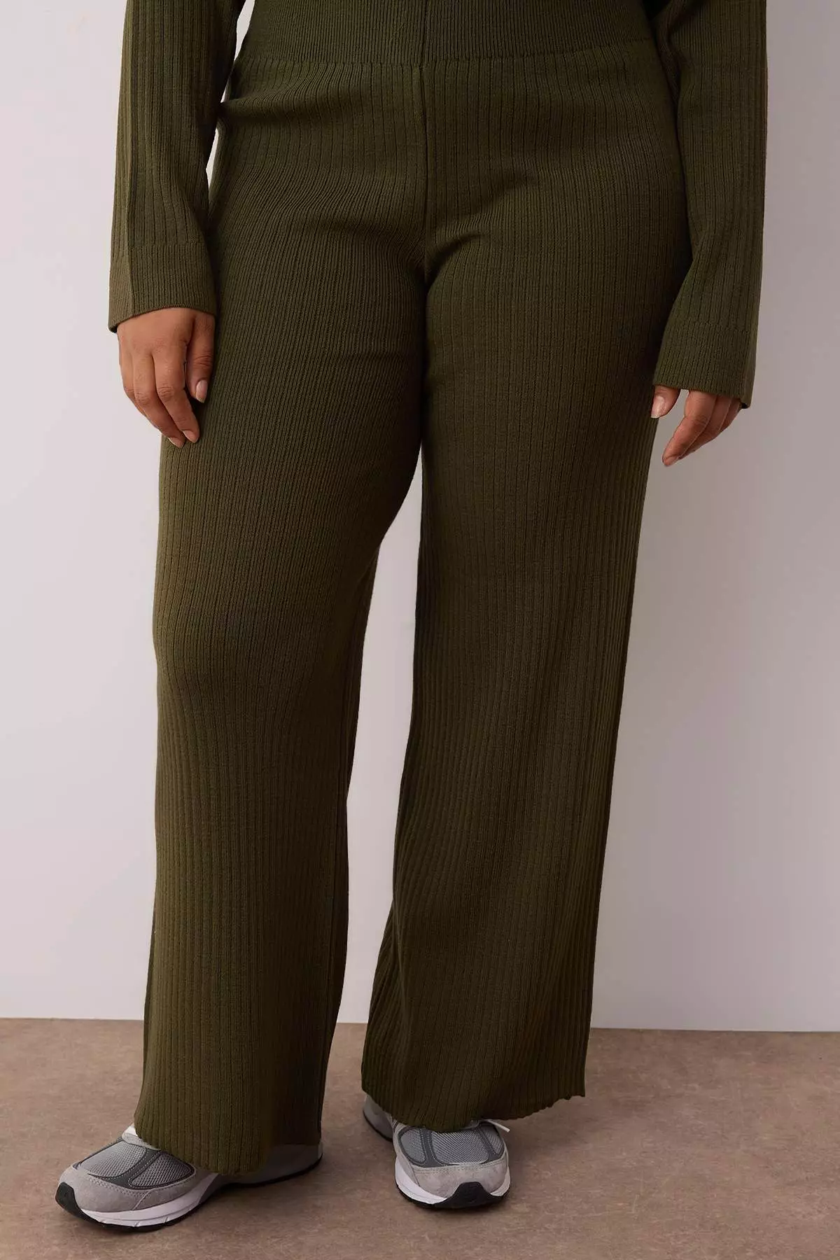 Khaki Corduroy Crew Neck Knitwear Sweater Pants Set Tbbaw23Cp00044