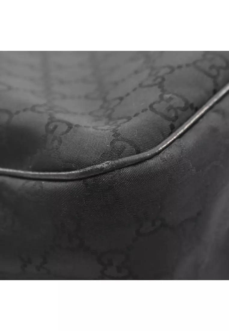 Pre-Loved Gucci GG nylon one shoulder bag Nylon leather black