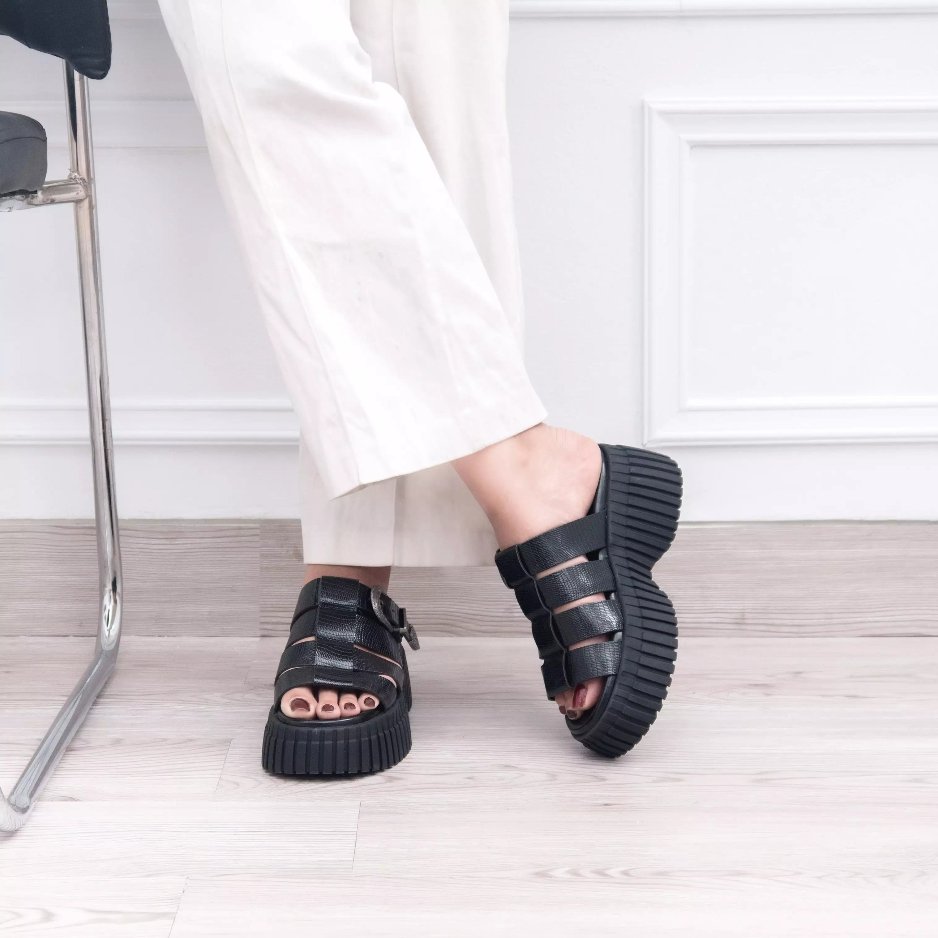 Bianca Platform Sandal in Black