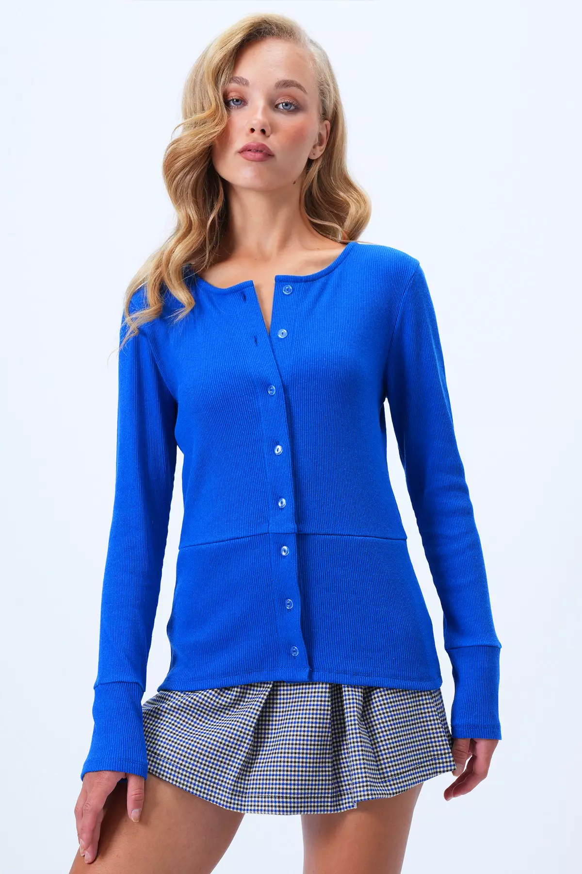 Women's Saxon Blue Wide Cuffed Stitch Detailed Front Buttoned Camisole Blouse Alc-X14400