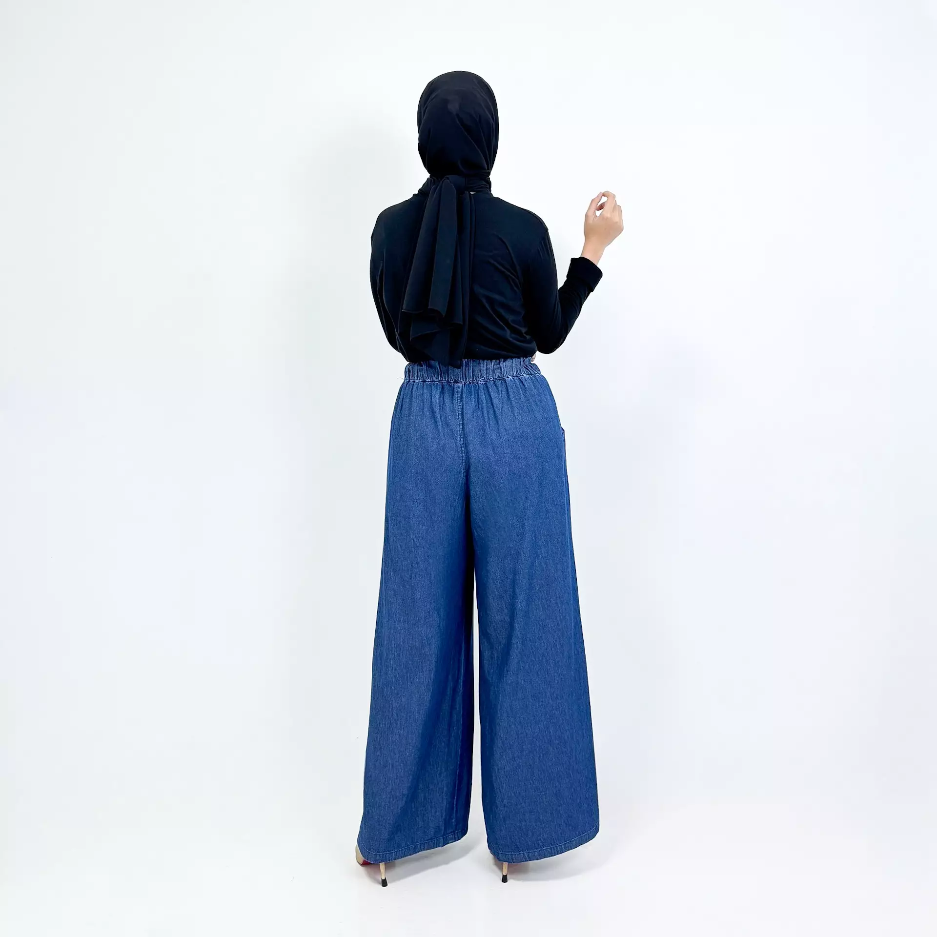 Lola Denim Pants [DARK BLUE] Celana Panjang Soft Jeans Wanita