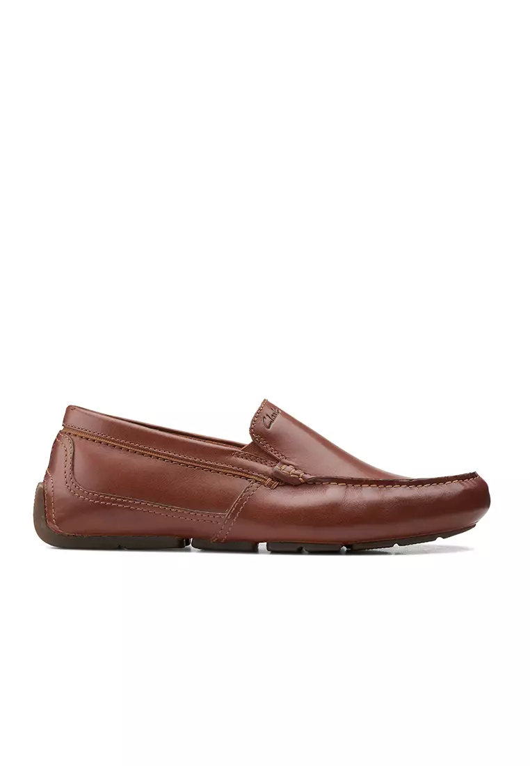 Discount on Clarks  shoes - SKU: Markman Plain Slip On Shoes Dark Tan