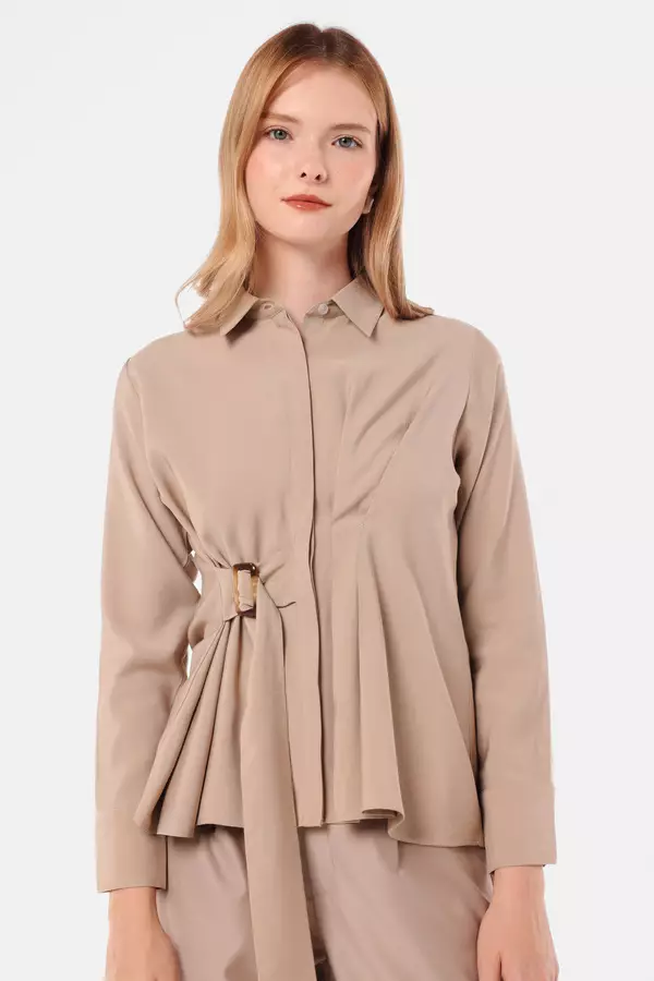 MINIMAL - Emika - Kemeja Lipit with belt - Beige