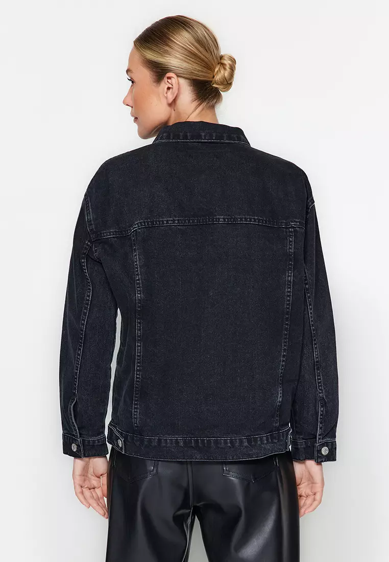 Long Sleeves Trucker Denim Jacket
