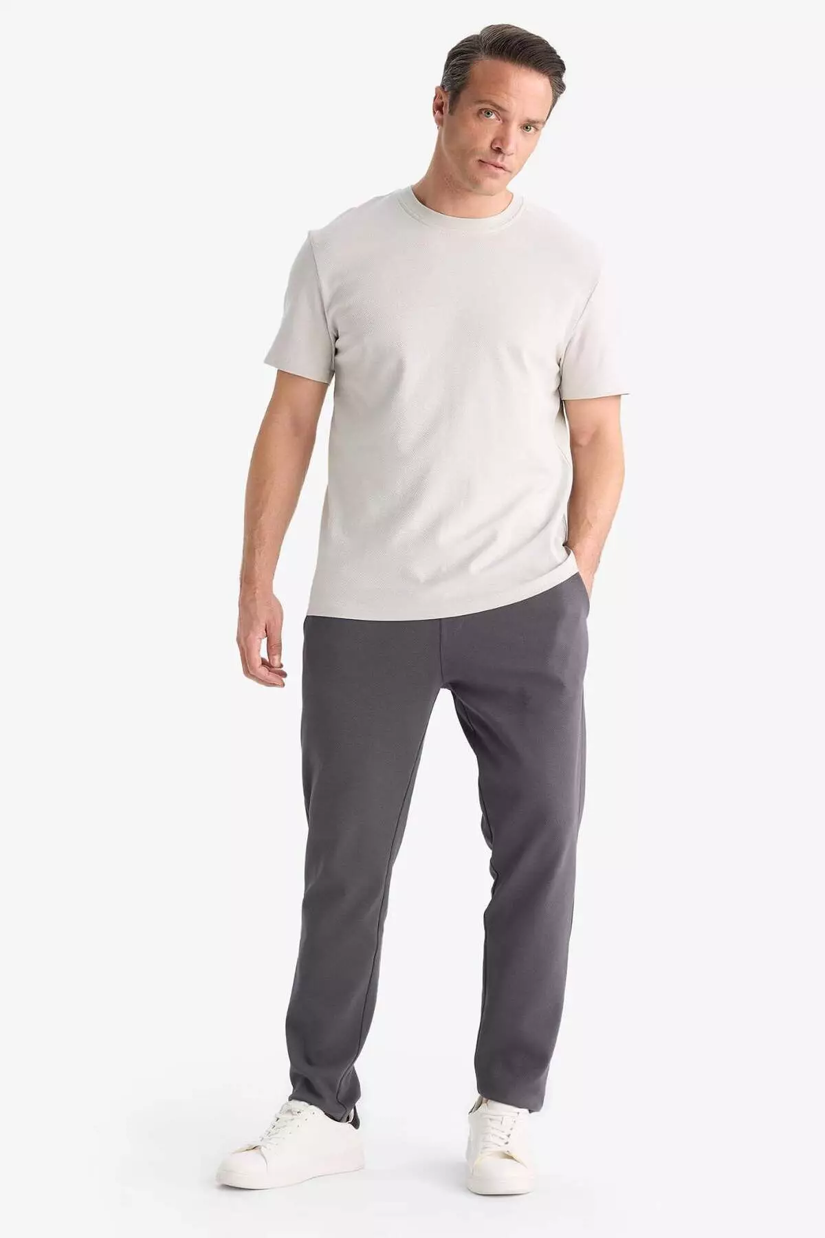 100% Cotton Regular Fit Crew Neck Short Sleeve Heavy Fabric T-Shirt E2589Ax25Sm